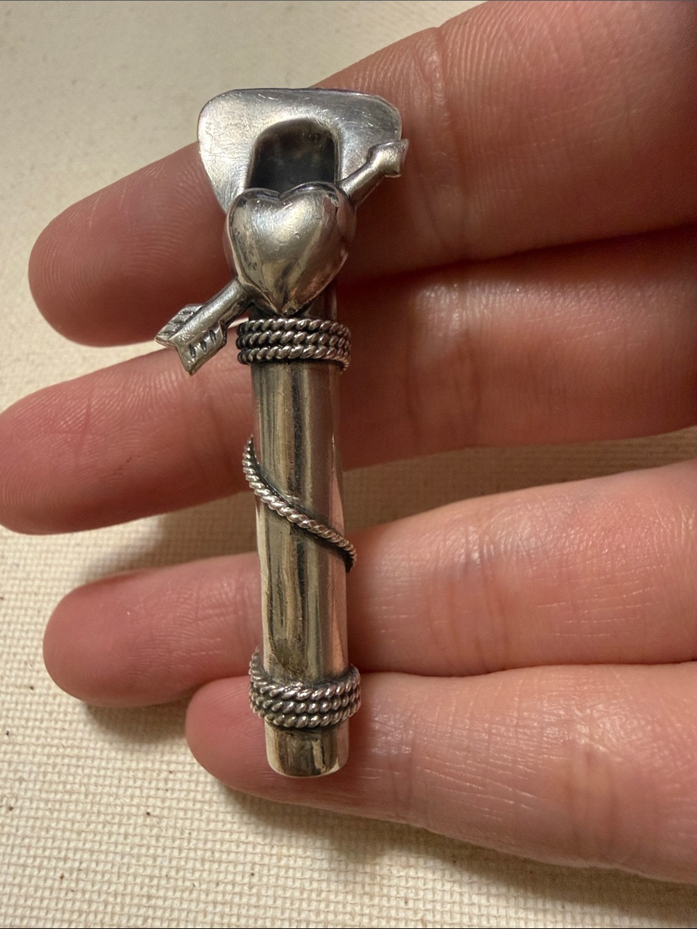 Sterling Silver 925 Heart Arrow Pill Capsule brooch